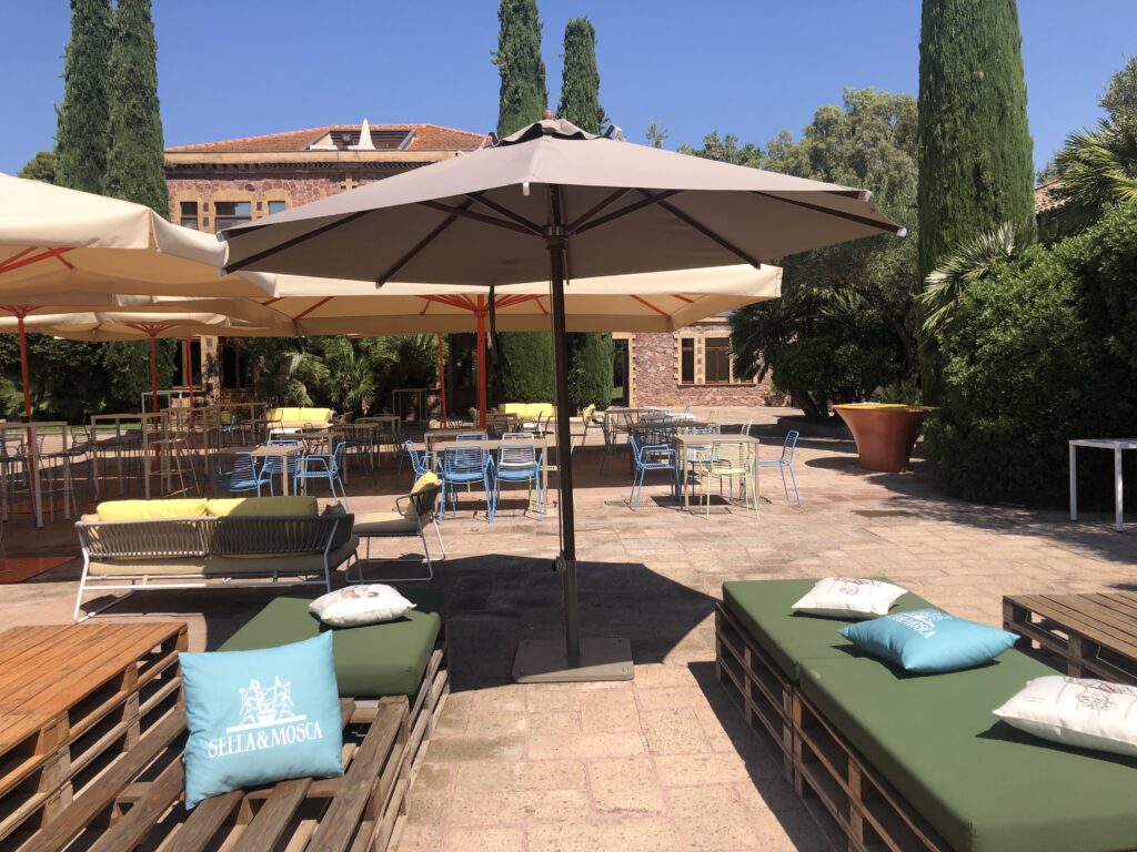 Taras w Sella & Mosca.